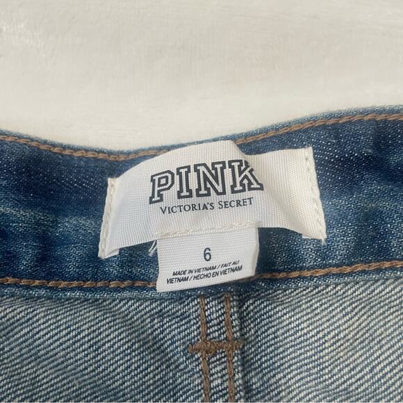 PINK Victorias Secret cheeky jean shorts distressed blue denim size 6 - Picture 3 of 4